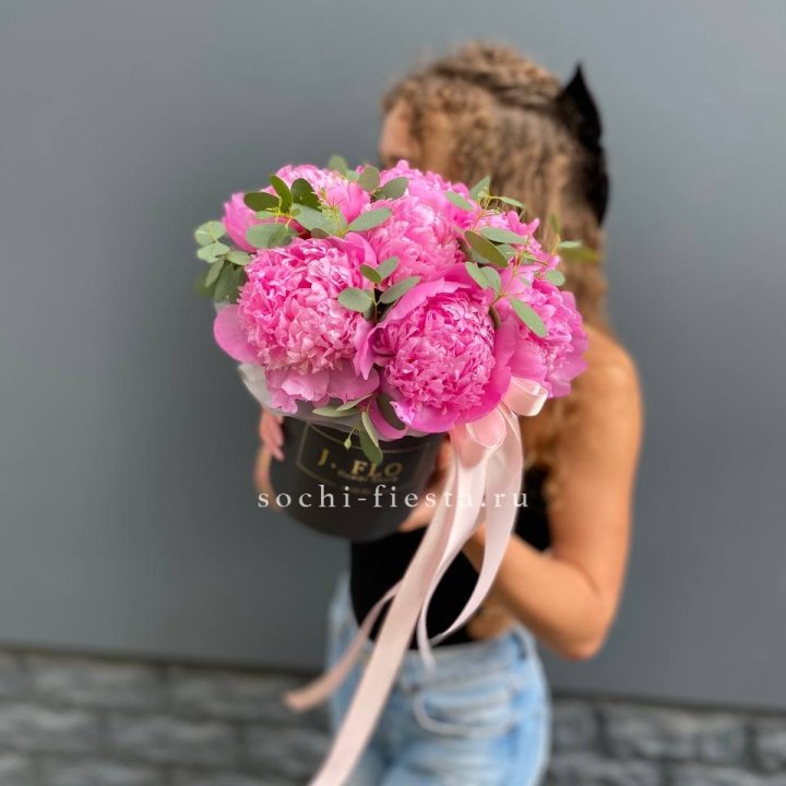 Дизайнерский цилиндр "Фломени" в Брянске