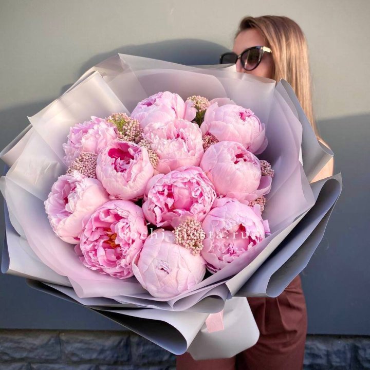 Букет с пионами "Стайл" в Брянске