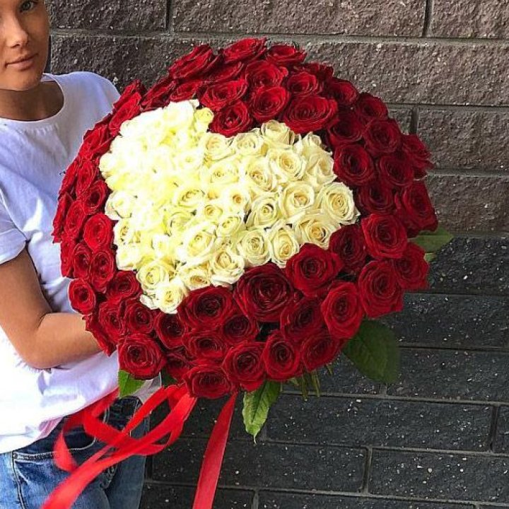 101 роза "Сердце" в Брянске