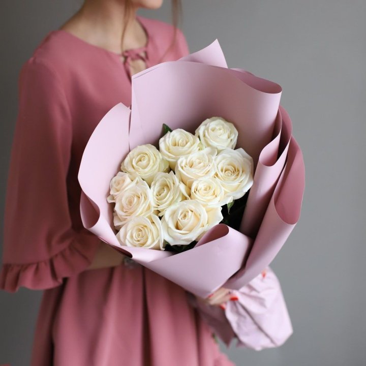 11 белых роз в Брянске