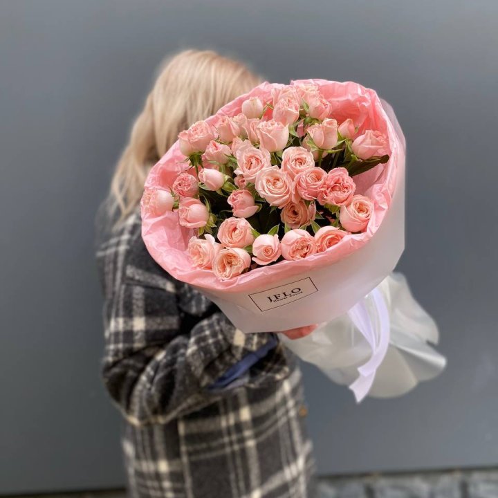 11 роз бомбастик в Брянске
