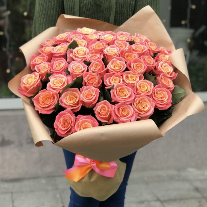 55 роз мисс пигги в Брянске