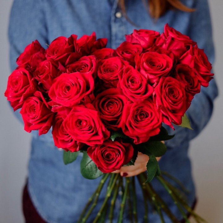 25 красных роз в Брянске