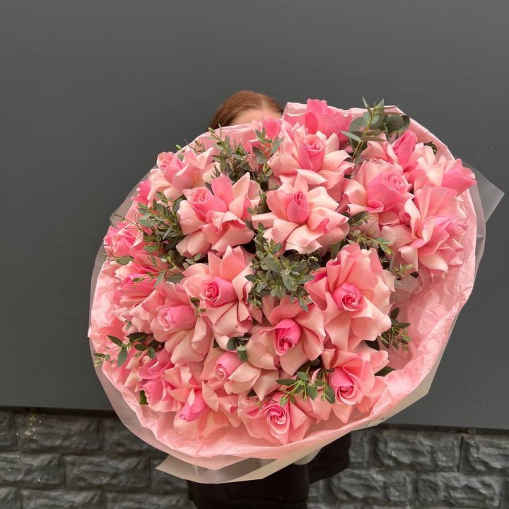  25 розовых французских роз в Брянске