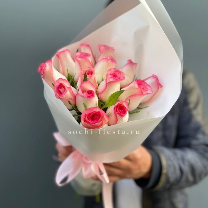 15 роз "Джумилия" в Брянске