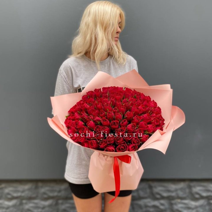 101  красная кенийская роза  в Брянске