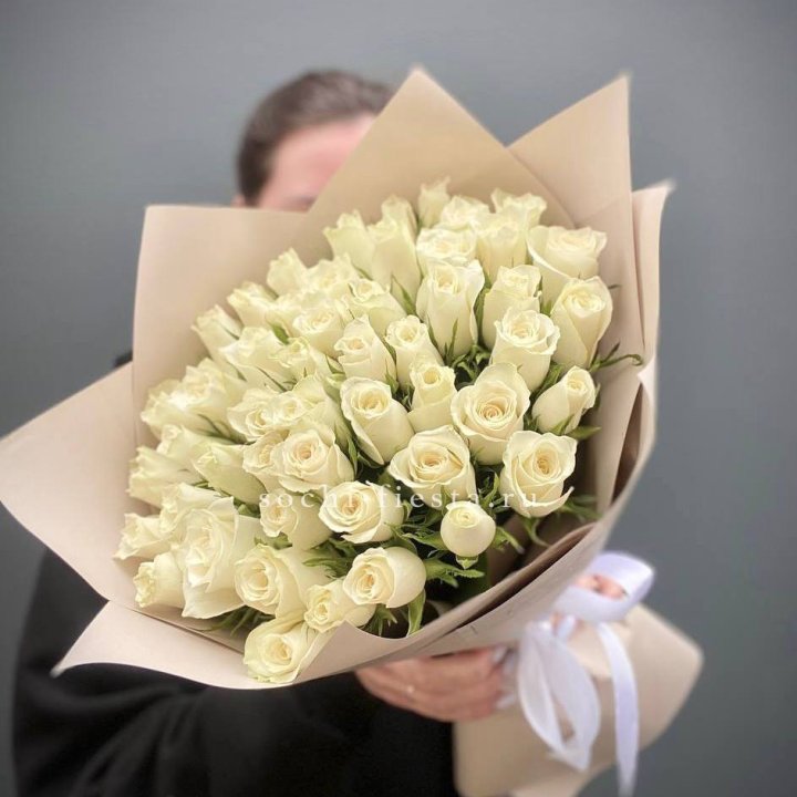 51 белая кенийская роза  в Брянске