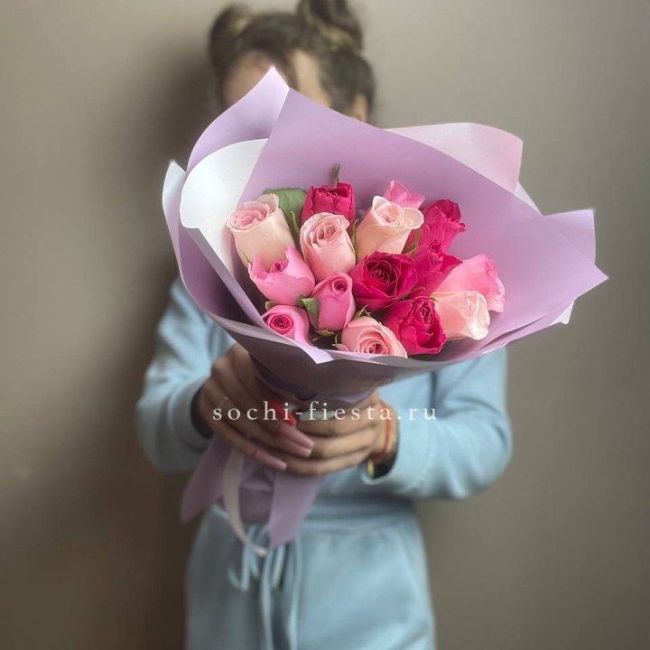 Букет из 15 роз Микс (Кения) в Брянске