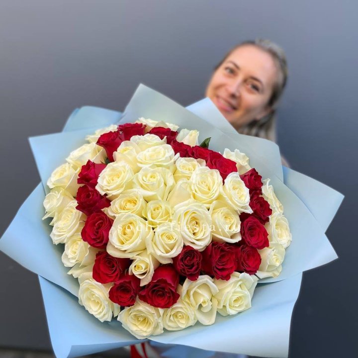 51 роза "Сердце" в Брянске