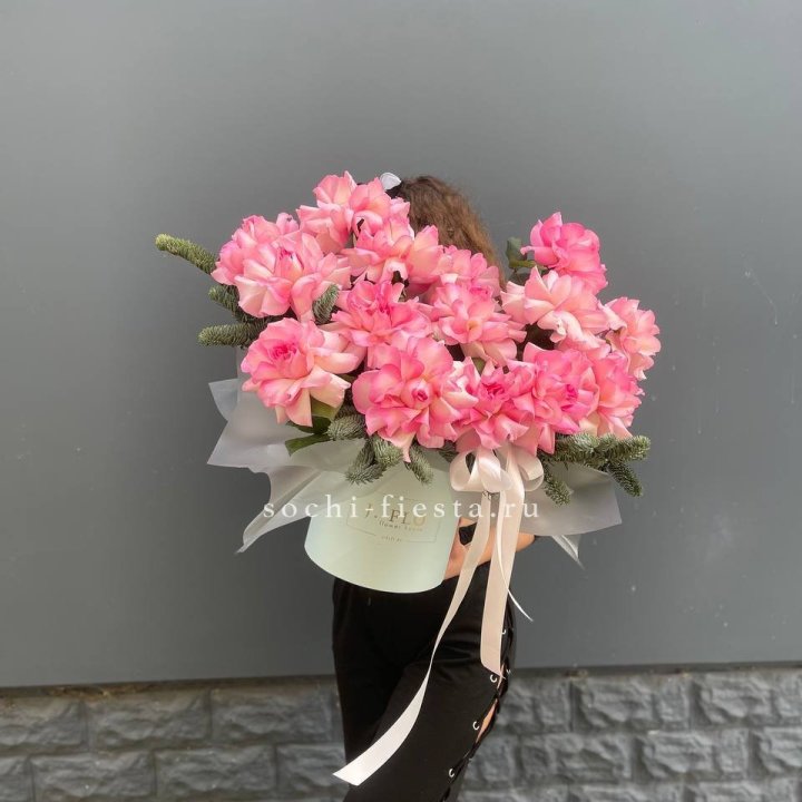 Бокс из 15 французских роз в Брянске