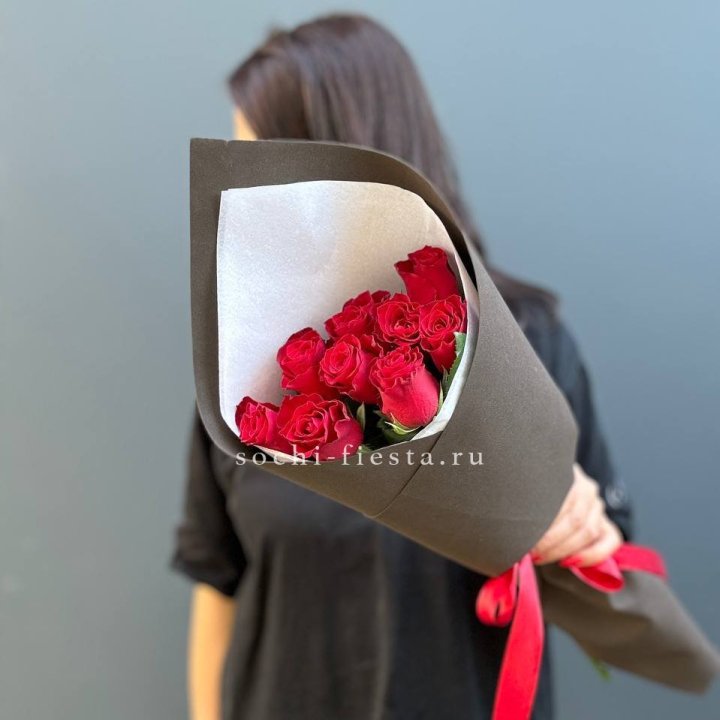 9 красных роз в фоамиране в Брянске