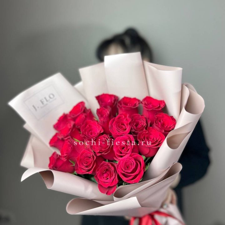 21 красная роза  в Брянске