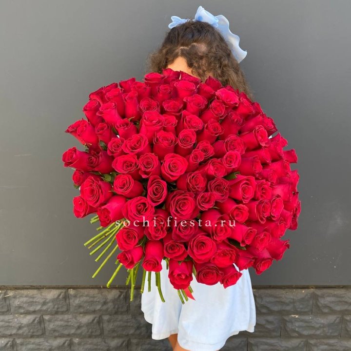 101 красная роза в Брянске