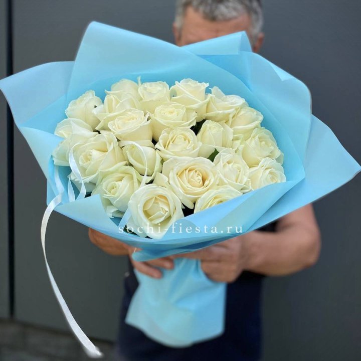 21 белая роза в Брянске