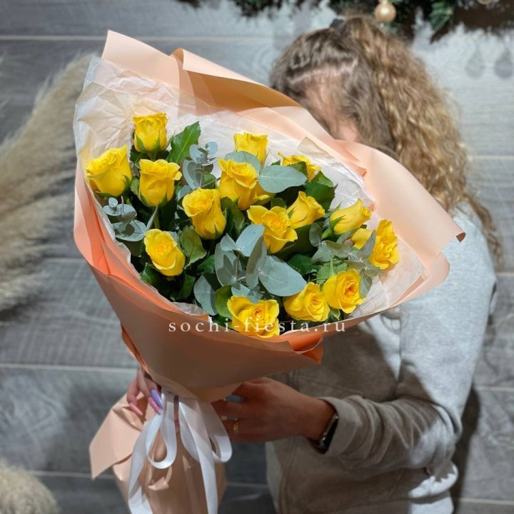 15 желтых роз в Брянске