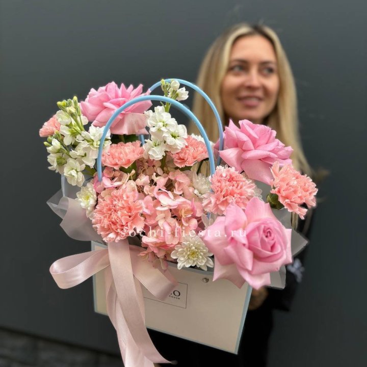Сумочка "Бал цветов" в Брянске