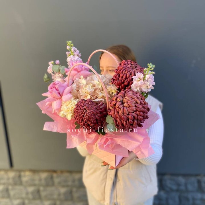 Сумочка нежная с бигуди в Брянске